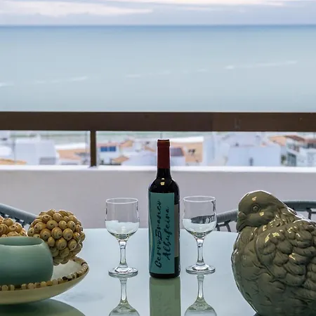 Luxurious Seaview With Pool 5min アパート アルブフェイラ