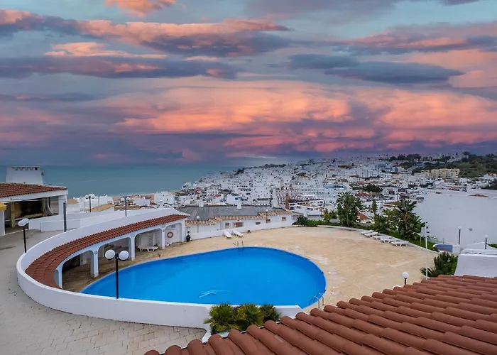 Luxurious Seaview With Pool 5min Апартаменты *