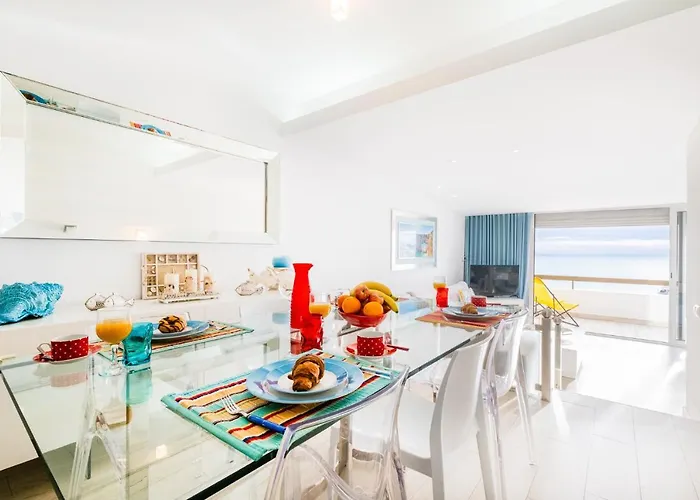 Luxurious Seaview With Pool 5min