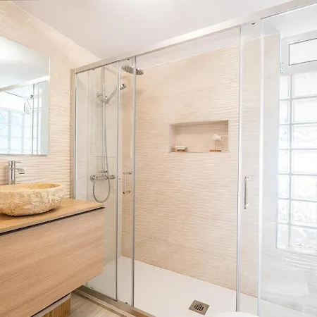 Luxurious Seaview With Pool 5min